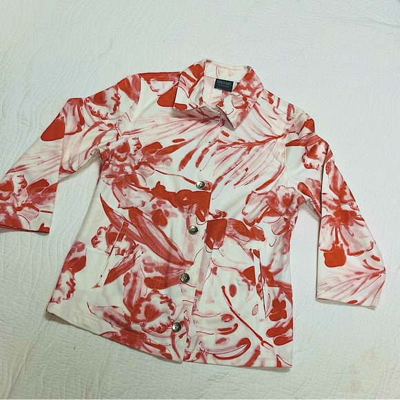 Chico’s jacket size 0. Fits size 4-6 - Picture 2 of 8